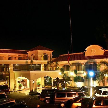 Hotel Del Rio Iloilo City Exterior foto